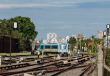 El Gobierno investiga el descarrilamiento del Sarmiento y refuerza la decisión de privatizar los trenes