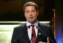 Un legislador porteño termina su mandato en diciembre y busca trabajo en redes sociales