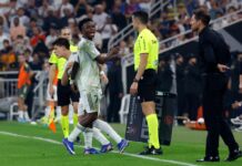 El dardo de Vinícius a Simeone tras el tenso ida y vuelta en el triunfo del Real Madrid ante el Atlético