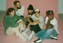 Exmiembro de Turnstile denunció a la banda por malversación de fondos