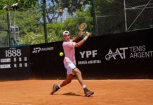 La promesa del tenis argentino que mide casi 2 metros y usa un golpe en peligro de extinción: “Siempre miré mucho a Federer y a Del Potro”