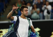 Tomás Etcheverry dio batalla contra el 10° del mundo, pero cayó y se despidió en la tercera ronda del Australian Open