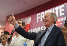 Un gobernador anunció un bono de $600.000 para empleados estatales por el Día del Trabajador