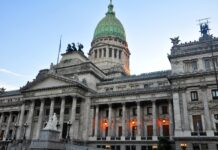 El Gobierno prorrogó las sesiones extraordinarias para tratar el financiamiento universitario