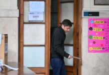 Carrera por la sucesión de Kicillof: el impacto de la reelección de intendentes y la interna peronista