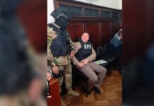 El capo narco y el fiscal al que habría planificado matar estuvieron frente a frente en un juicio cargado de tensión