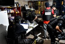 El Congreso busca prohibir los celulares en cárceles tras la extorsión que derivó en la muerte de un soldado en Olivos