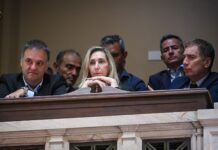 Inminente paquete de reformas del Gobierno: la mesa política acelera las negociaciones por proyectos clave para cambiar la agenda mediática