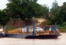 Insólito: un municipio de Misiones cobra una tasa a jornaleros que cruzan a Brasil a trabajar