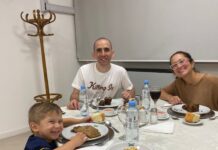 Nahuel Gallo cenó con su familia por primera vez después de 448 días: “Pidió algo que extrañaba con todo su corazón”