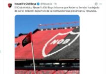 “Siento vergüenza”: Kudelka disparó contra el plantel tras el 0-5 con Lanús y Sensini renunció como director deportivo de Newell’s