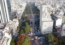 Gremios, trabajadores y opositores marcharán por la salud pública y el Gobierno rechaza las denuncias de recortes