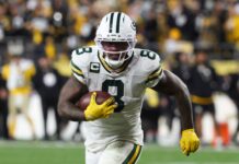 Josh Jacobs, corredor de los Packers, fue arrestado por cargos de abuso doméstico en Wisconsin