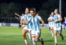 Se entrenaba con varones, hoy tiene una cancha con su nombre y anotó el gol que llevó a Argentina al Mundial Sub 17