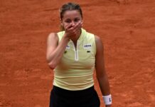 De luchar contra la depresión a las semifinales en París: Maja Chwalinska, la sorpresa de Roland Garros